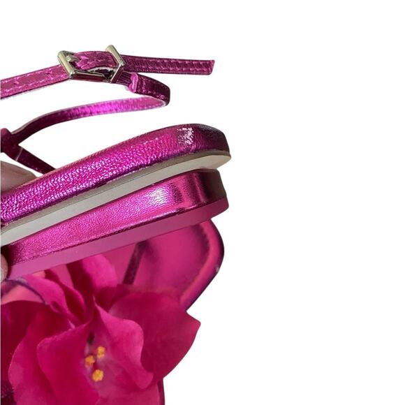 Franco Sarto NWOB Capri-Flore Pink Metallic Flower Thong Sandals size 8 - Picture 9 of 13